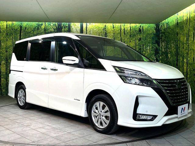 SERENA S-HYBRID 4WD
