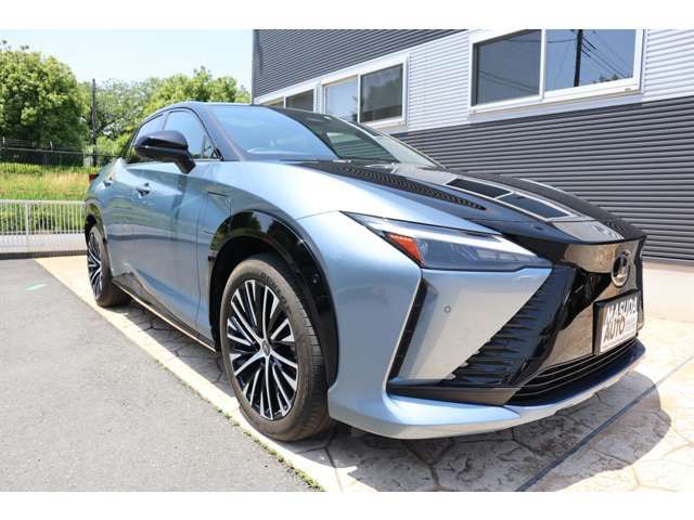 LEXUS RZ450e
