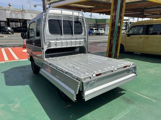 Super CARRY Truck 4WD