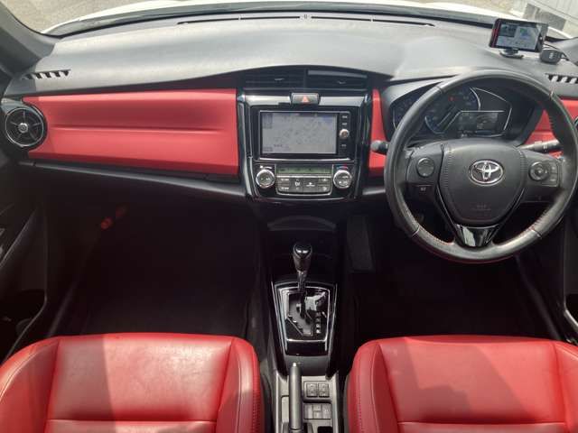 COROLLA AXIO HYBRID
