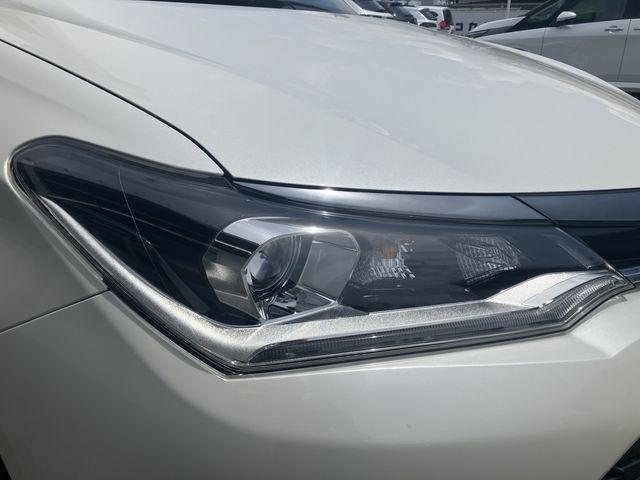 COROLLA AXIO HYBRID