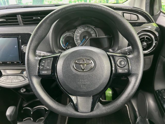 VITZ HYBRID