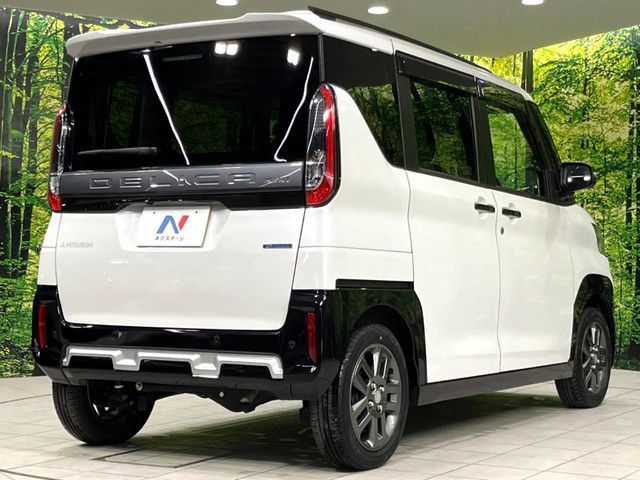 DELICA MINI