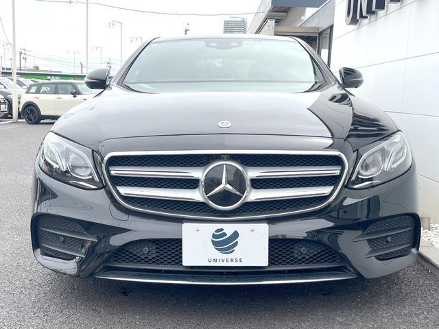 MERCEDES BENZ E-Class sedan