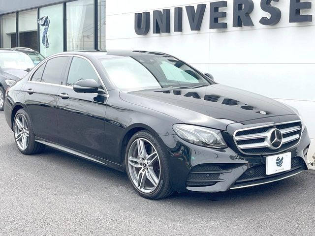 MERCEDES BENZ E-Class sedan