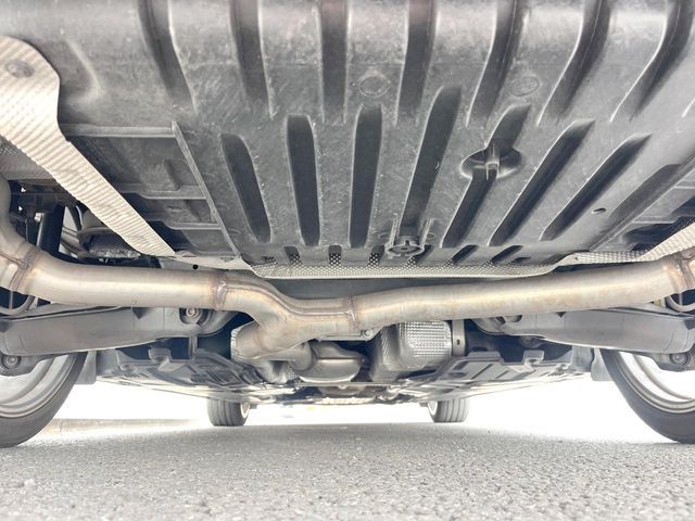 MERCEDES BENZ E-Class sedan