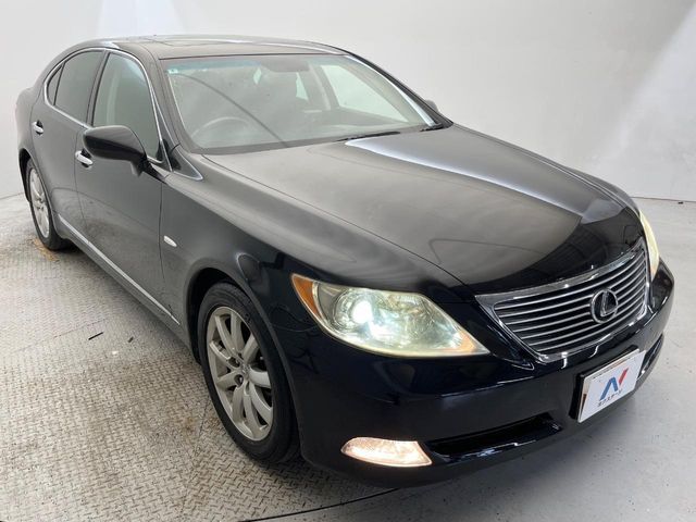 LEXUS LS460