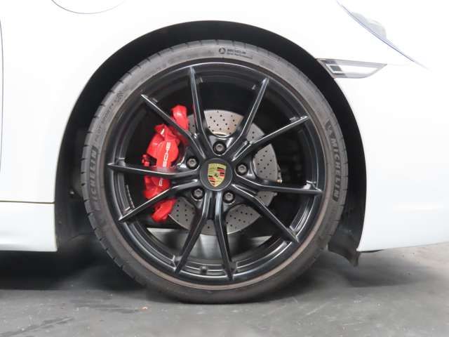 PORSCHE 718BOXSTER