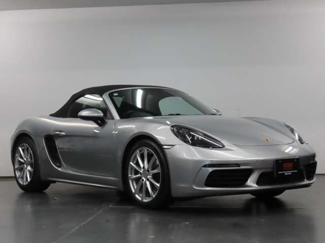 PORSCHE 718BOXSTER
