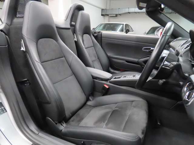 PORSCHE 718BOXSTER