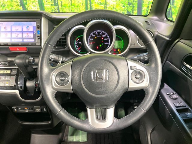 N-BOX