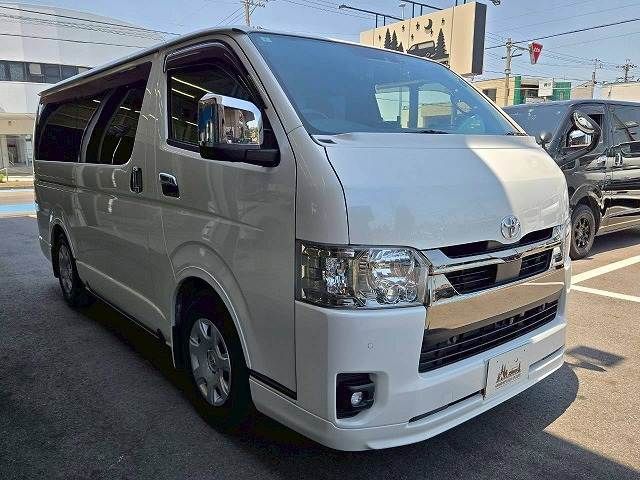 HIACE van 4WD
