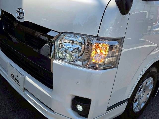 HIACE van 4WD