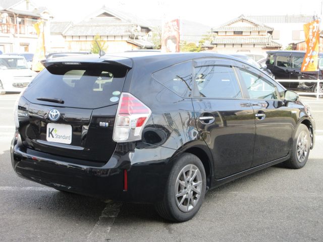 PRIUS Alpha