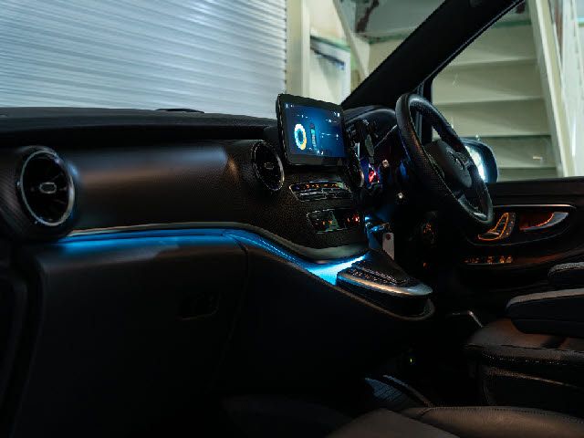 MERCEDES BENZ V class