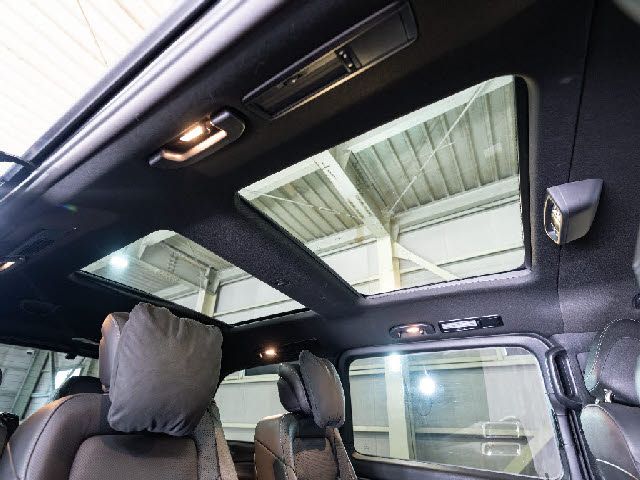 MERCEDES BENZ V class