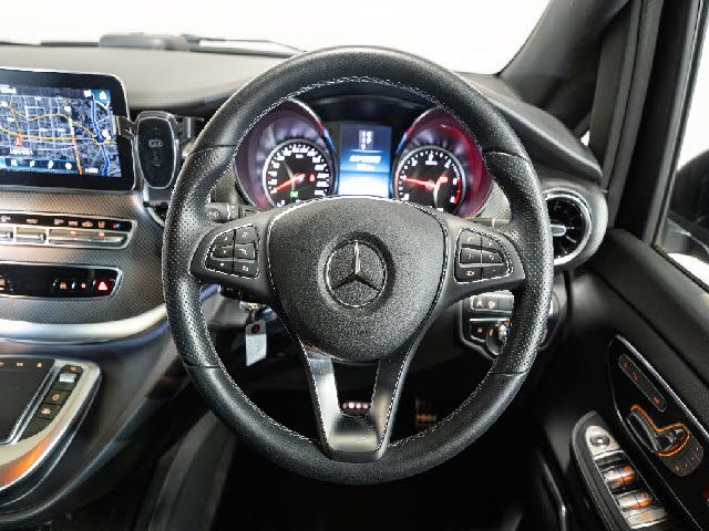 MERCEDES BENZ V class