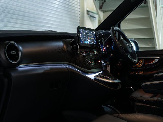 MERCEDES BENZ V class