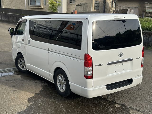 HIACE van 2WD