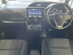 VOXY HYBRID