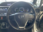 VOXY HYBRID