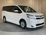 VOXY HYBRID