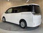 VOXY HYBRID