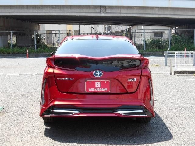 PRIUS PHV