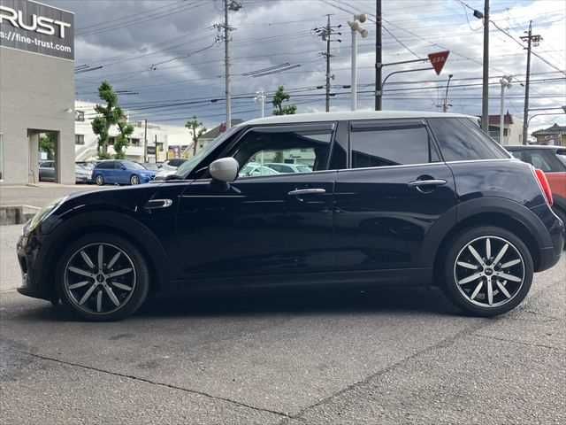 MINI COOPER 5DOOR