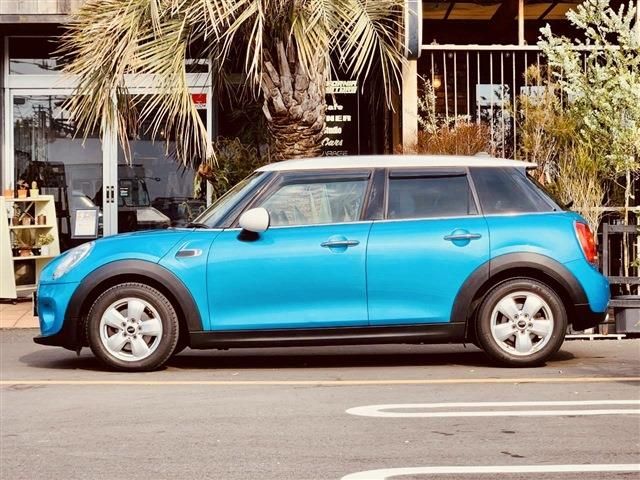 BMW MINI COOPER 5DOOR