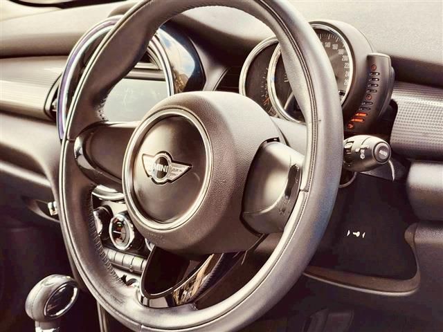BMW MINI COOPER 5DOOR