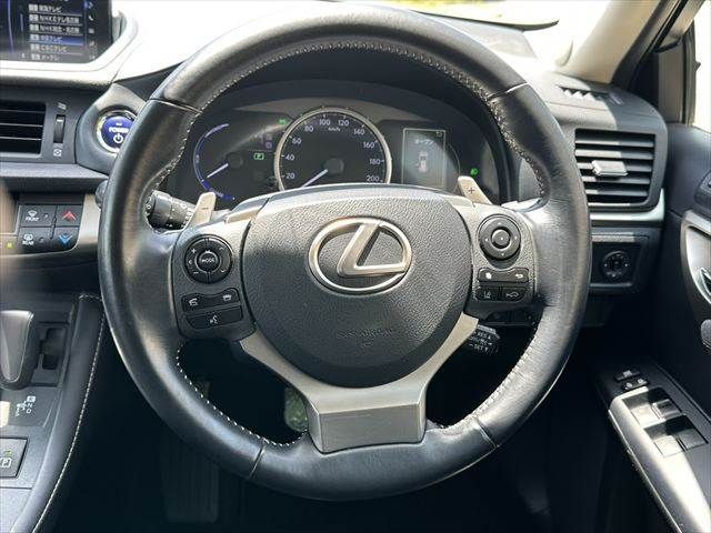 LEXUS CT200h