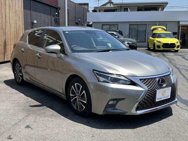 LEXUS CT200h