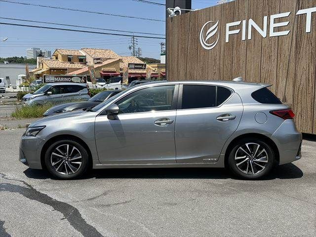 LEXUS CT200h