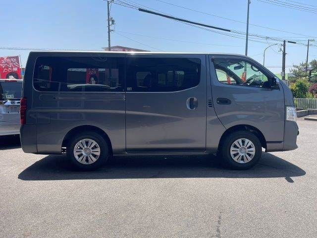 NV350 CARAVAN 4WD