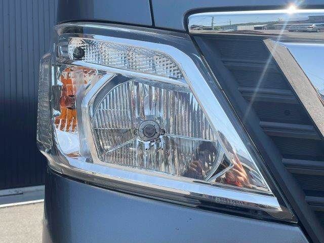 NV350 CARAVAN 4WD