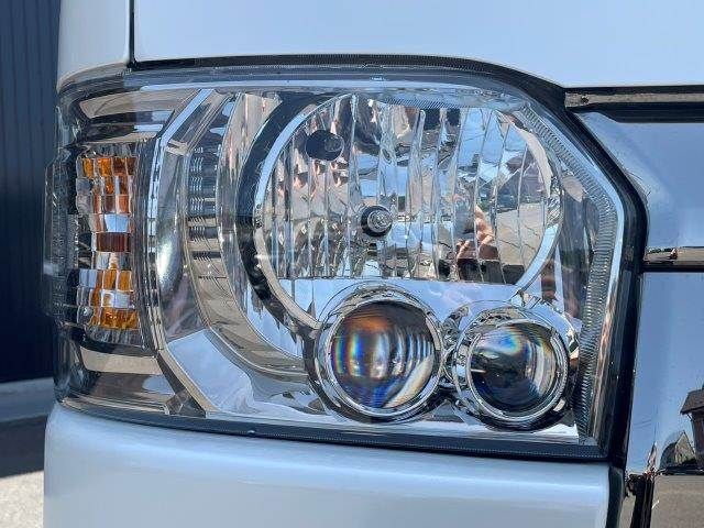 HIACE van 4WD