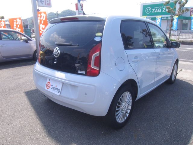 VOLKSWAGEN up!