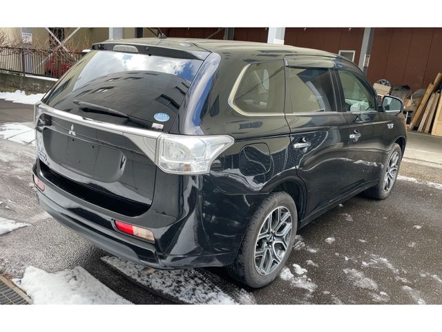OUTLANDER PHEV