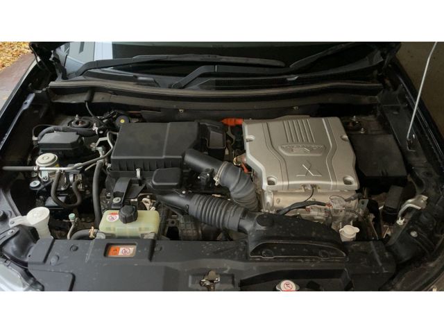 OUTLANDER PHEV