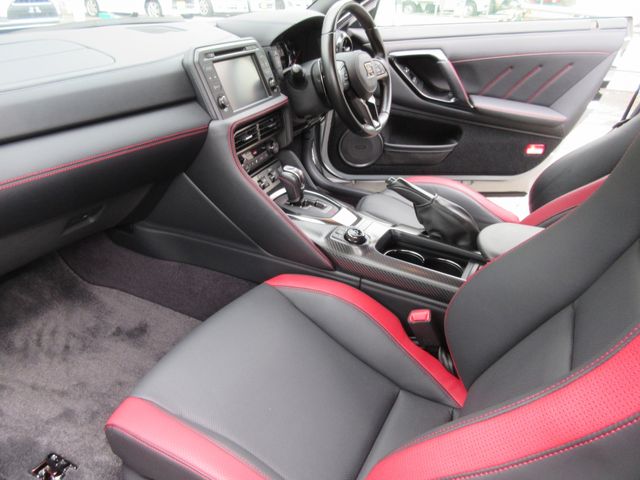 GT-R