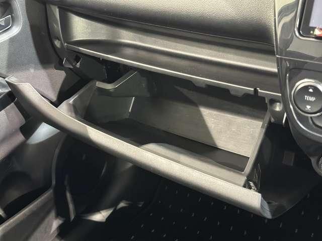 MIRAGE hatchback