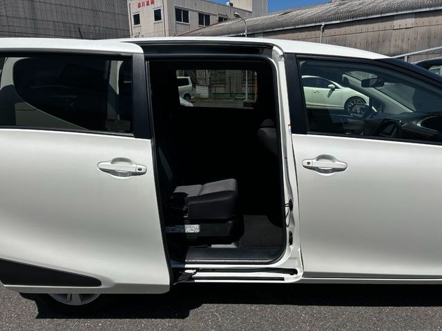 SIENTA HYBRID