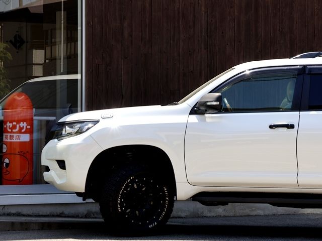 LANDCRUISER PRADO