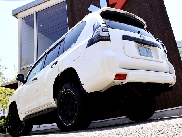 LANDCRUISER PRADO