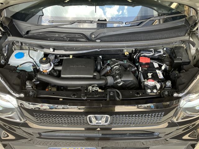 N BOX