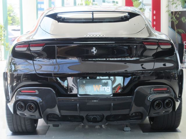 FERRARI Purosangue