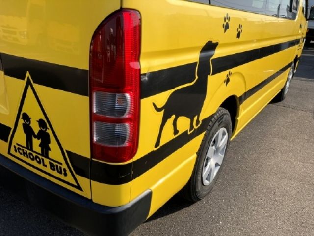 HIACE COMMUTER