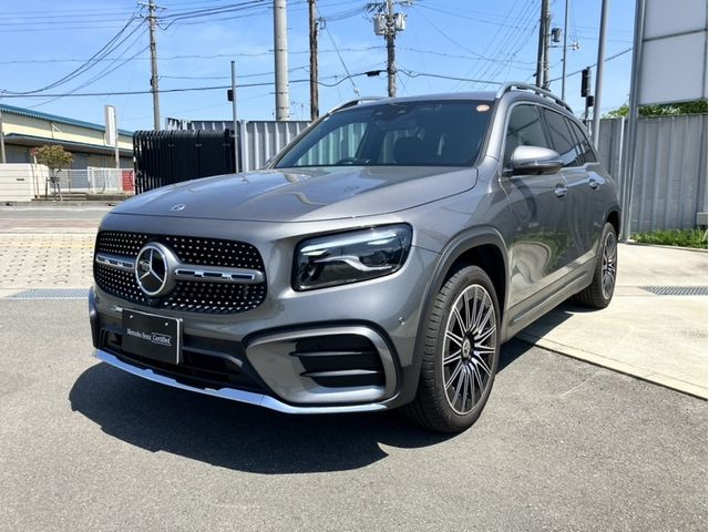 MERCEDES BENZ GLB