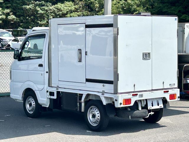 CARRY truck